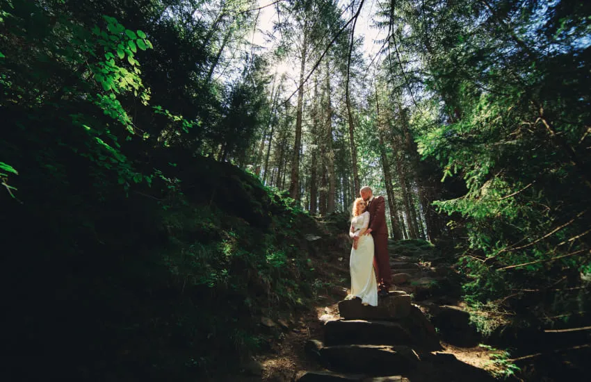 жених и невеста, ботаническая свадьба, лес