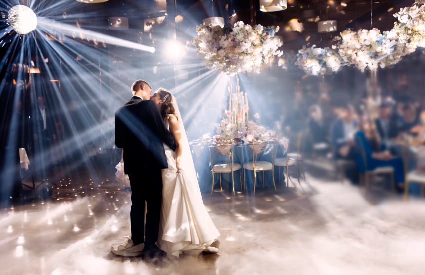жених и невеста, свадьба глэм, свадебный танец, оформление свадьбы