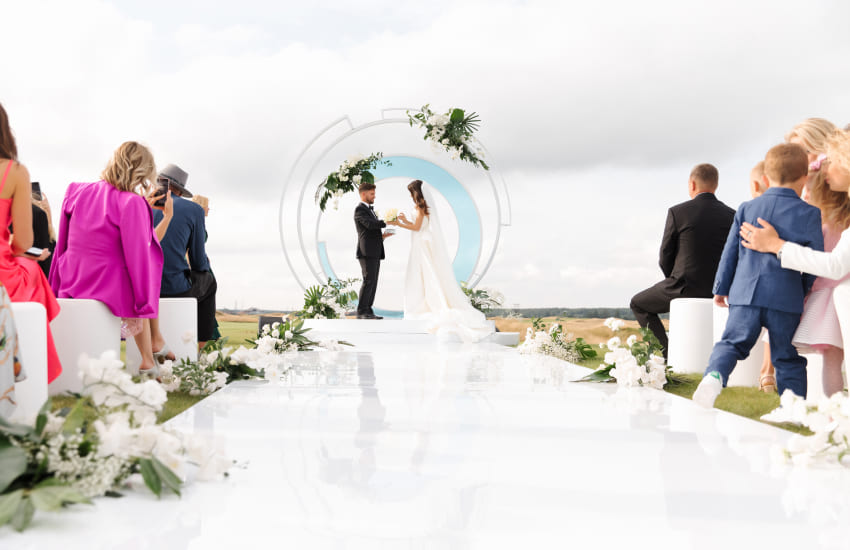свадебная церемония, жених и невеста