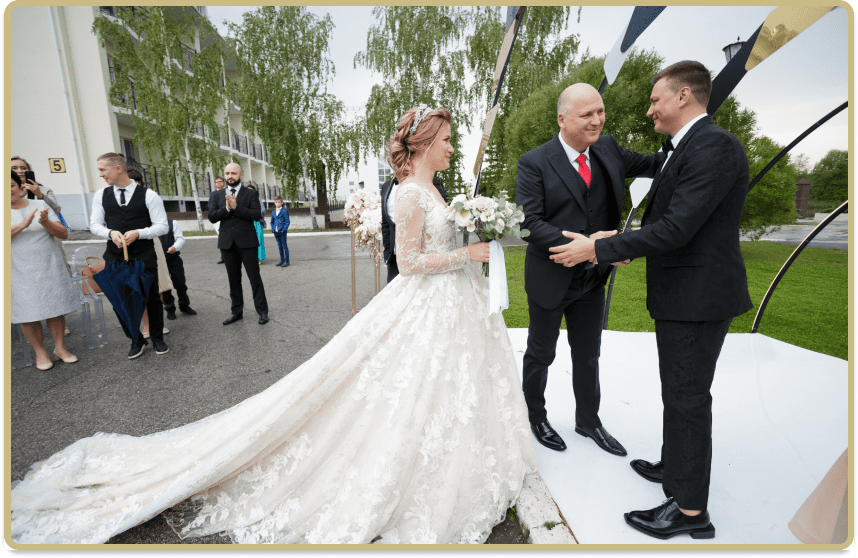свадьба, жених и невеста, платье невесты