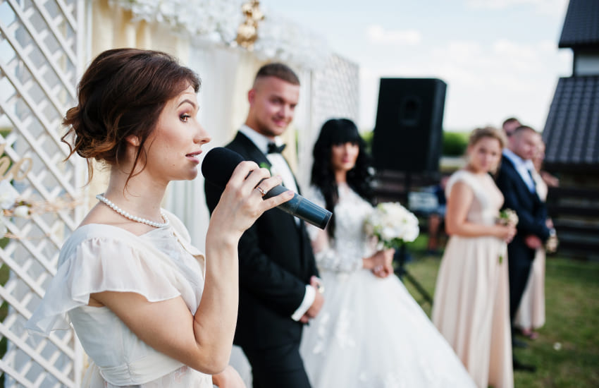 невеста, свадьба, микрофон