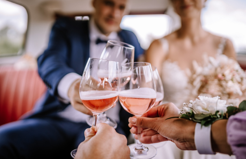 свадьба, лимузин, шампанское