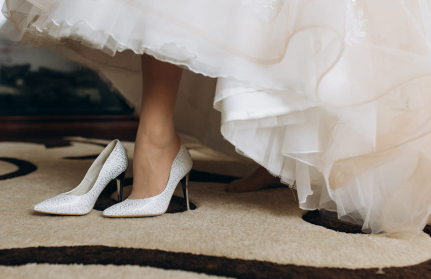 невеста, свадьба, белые туфли