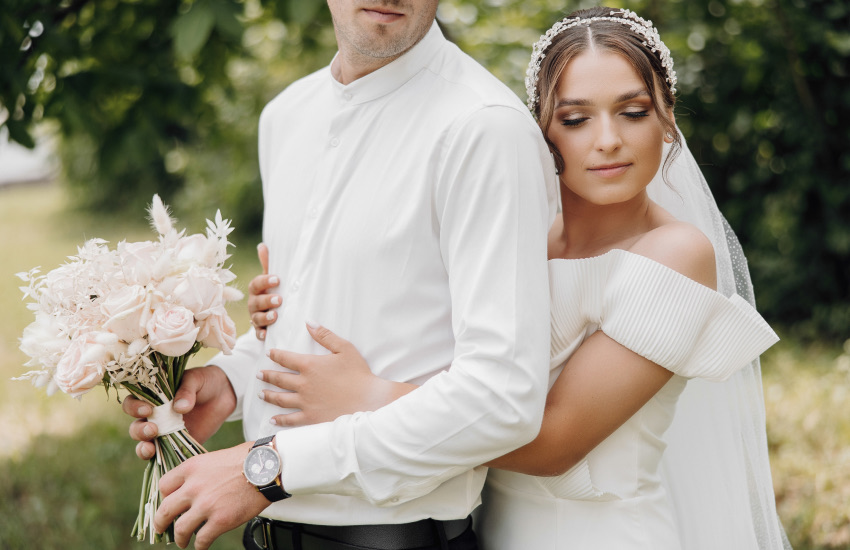 жених и невеста, свадьба, объятия