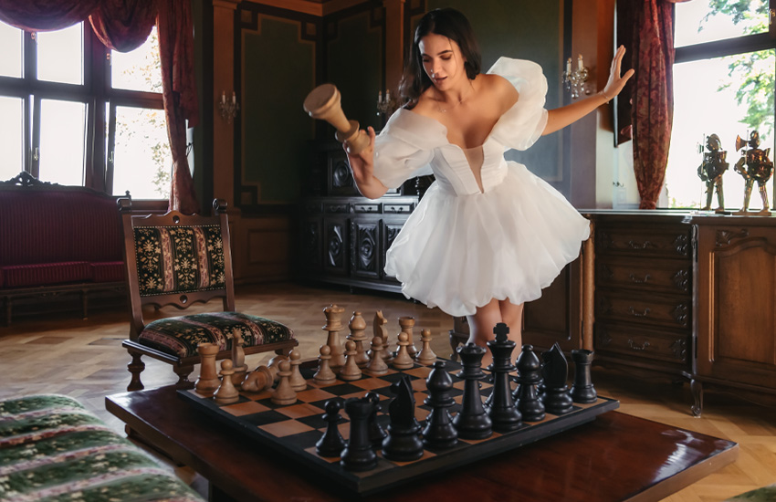 невеста, огромные шахматы, свадьба