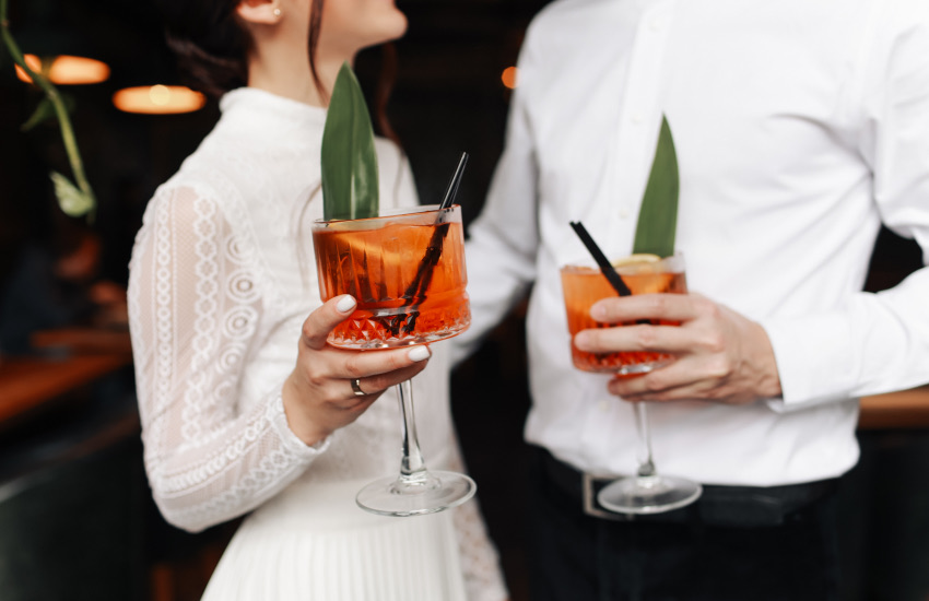 жених и невеста, свадьба, коктейли