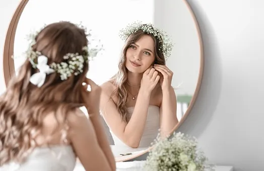 Серьги для невесты: как выбрать по форме лица и прическе