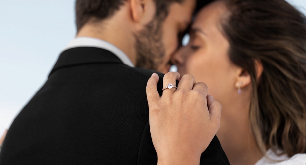 Кольцо для помолвки: как сделать предложение