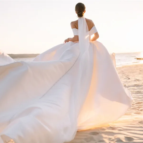 Свадебные платья: топ-5 трендов лета